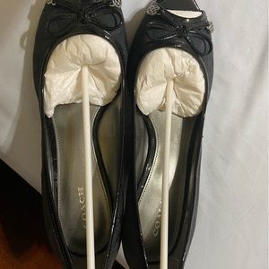 COACH New Paola Peep toe black and gray with silver bow accents